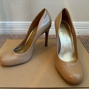 Jessica Simpson Nude Patent Leather Heels | Size 8.5